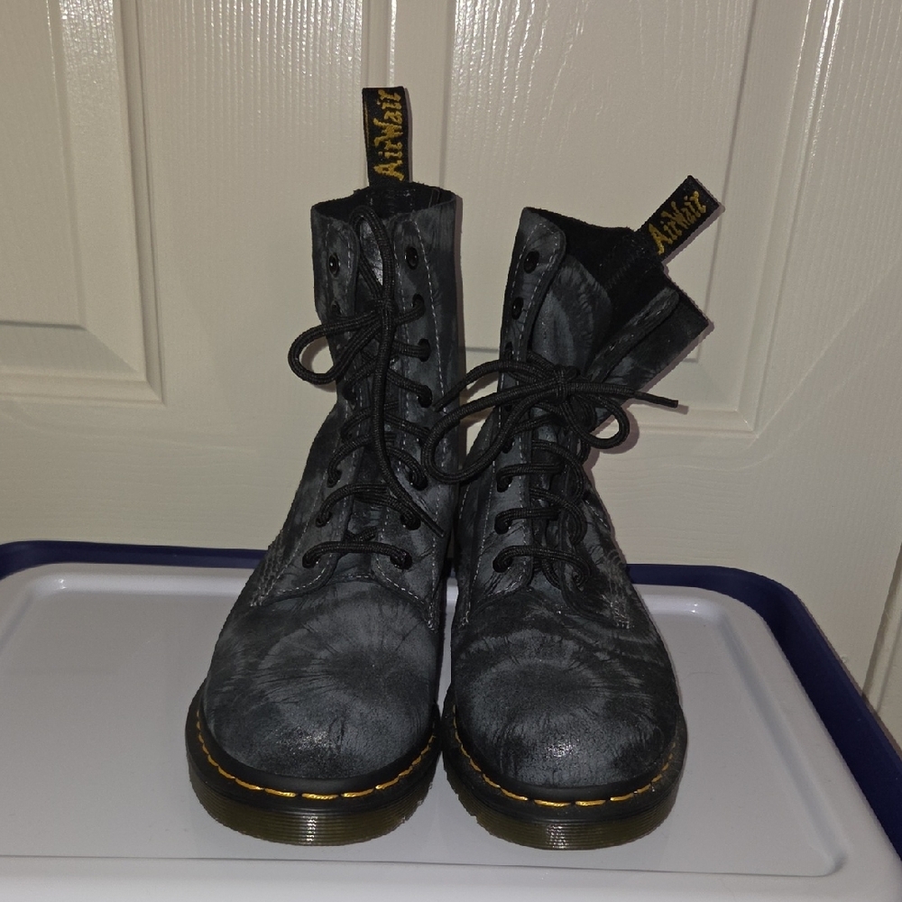 Dr. Martens Black Tie-Dye 8-Eye Lace-Up Boots - Picture 7 of 8